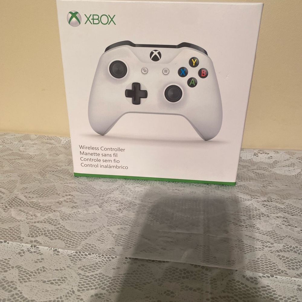 New Sealed Microsoft Xbox One Wireless Bluetooth Controller TF500002 Mod 1708